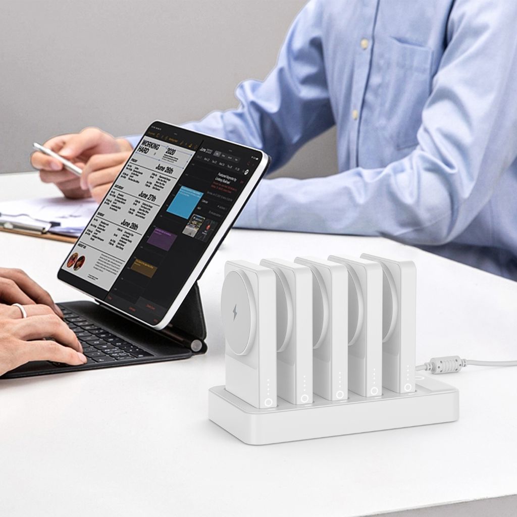 Magnetic Wireless Charging Hub - 10-in-1, Detachable | Organize