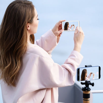Selfie Screen - Magnetic Wireless | Pro Content