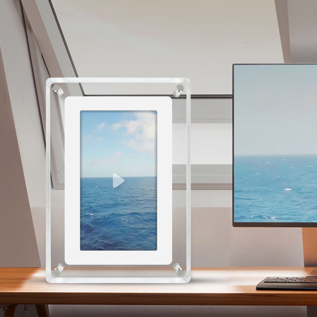 Digital Photo Frame - HD, Motion Sensor | Cherished Memories