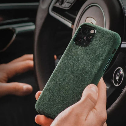 iPhone 15 Pro Max Alcantara Case - MagSafe, Luxurious | Protection