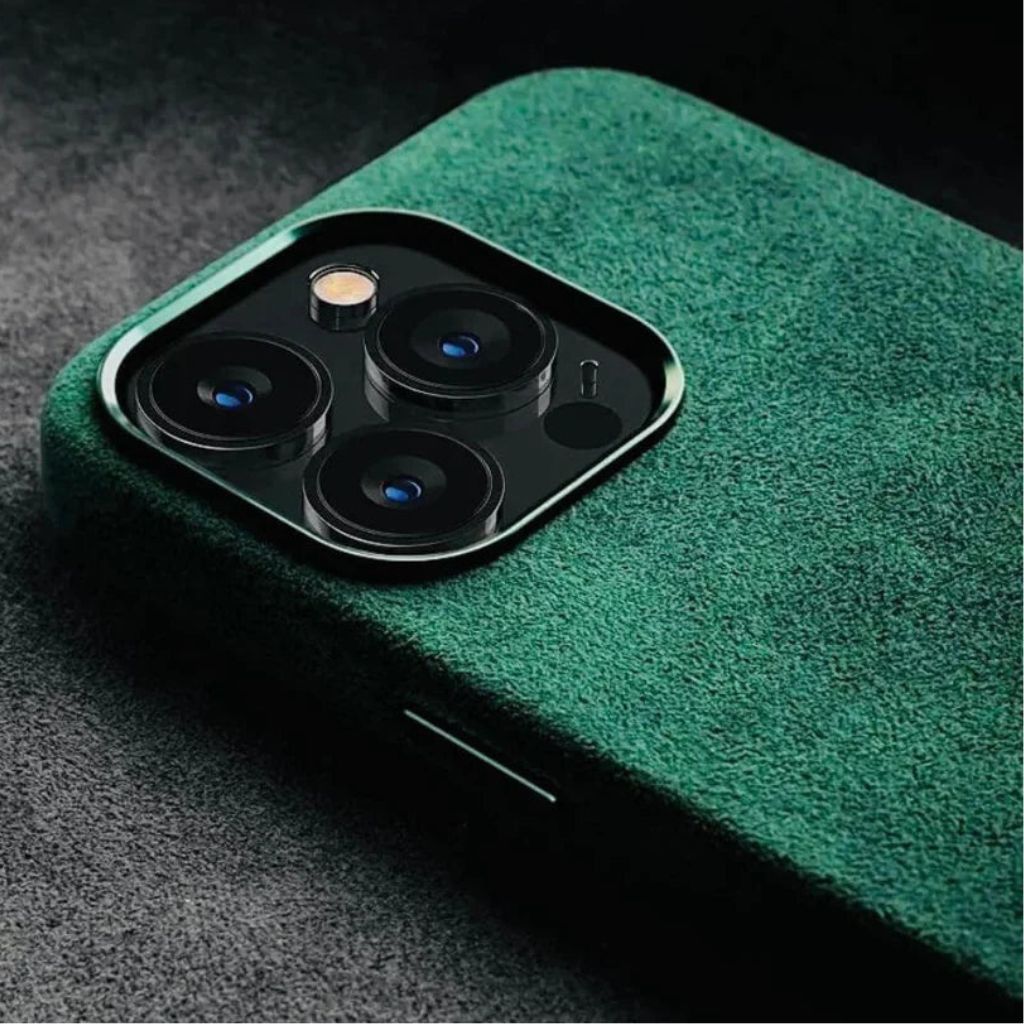 iPhone 15 Pro Max Alcantara Case - MagSafe, Luxurious | Protection