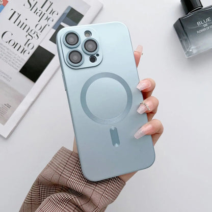 iPhone 15 Pro Max Magnetic Case Silver - Silicone, MagSafe | Style