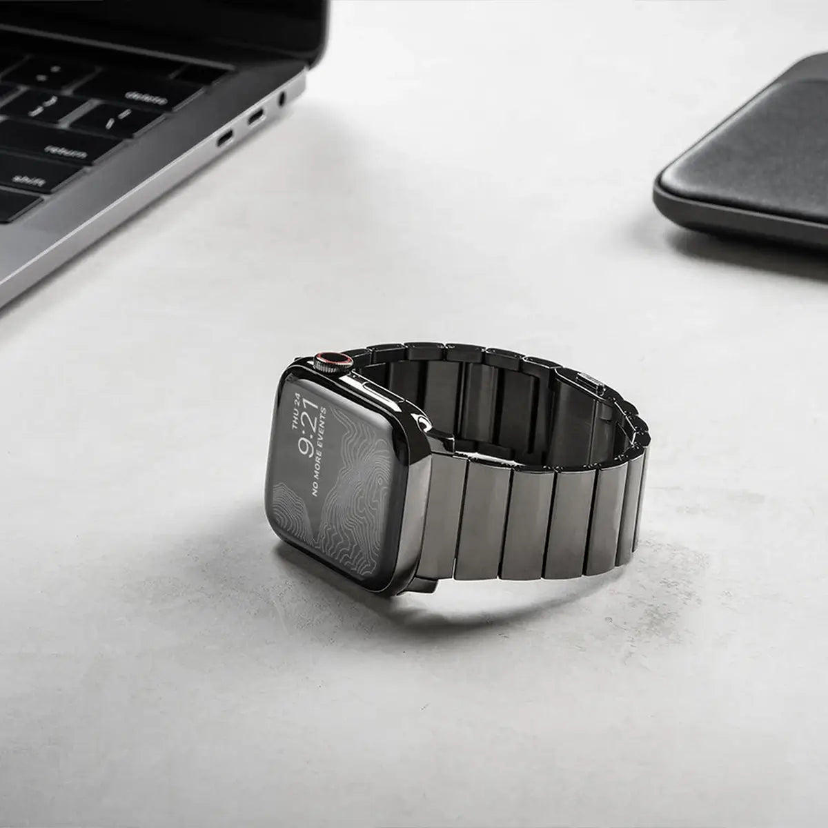 Apple Watch Titanium Band - Polished Gray, Magnetic | Elegant