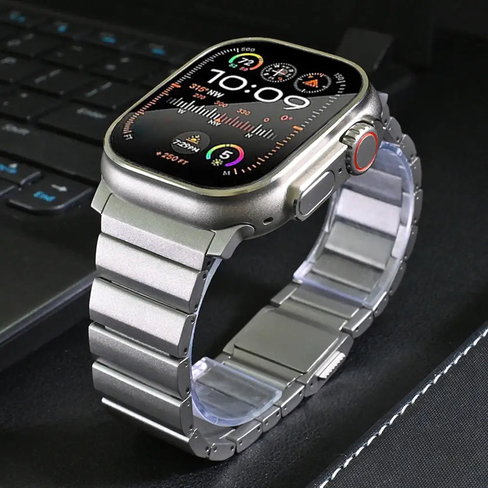 Apple Watch Titanium Band - Magnetic Clasp | Elegant