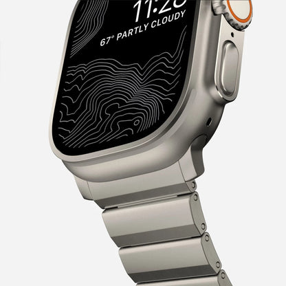 Apple Watch Titanium Band - Magnetic Clasp | Elegant